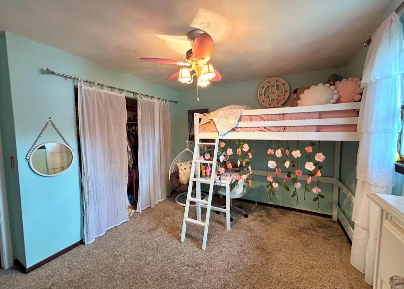 711 Pine Tree Lane
