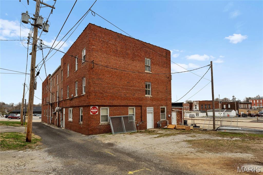 612 W Gallatin Street