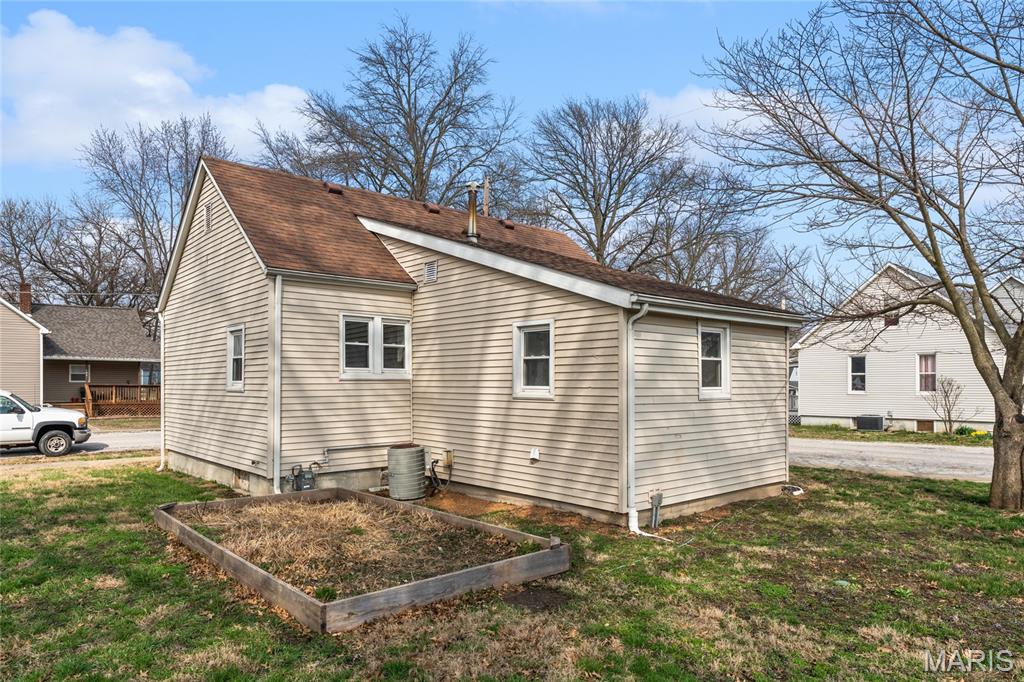 101 W Birch Street