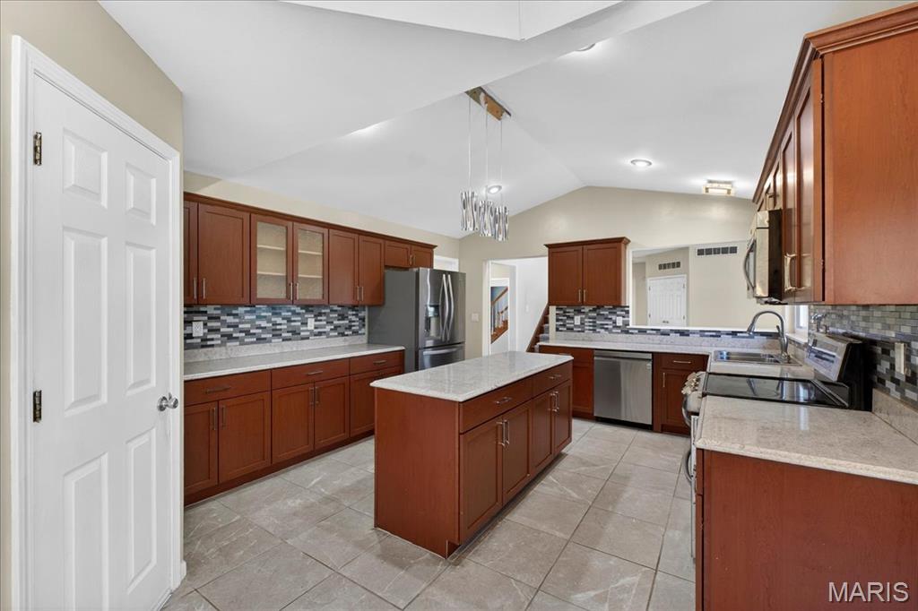 1919 White Birch Lane