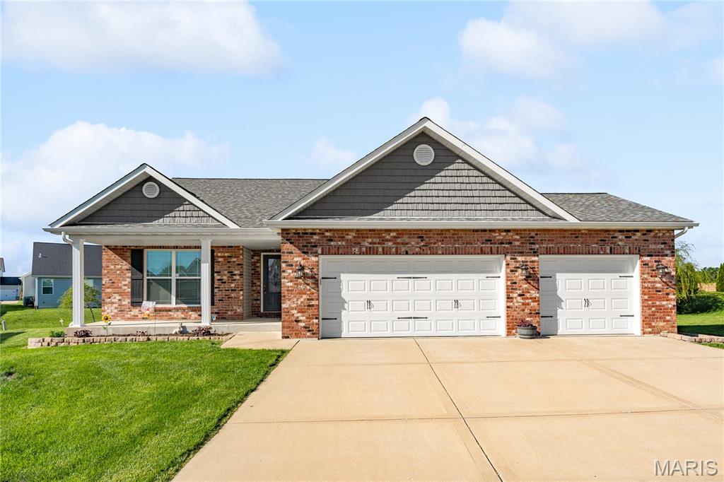 660 Willowbrook Way