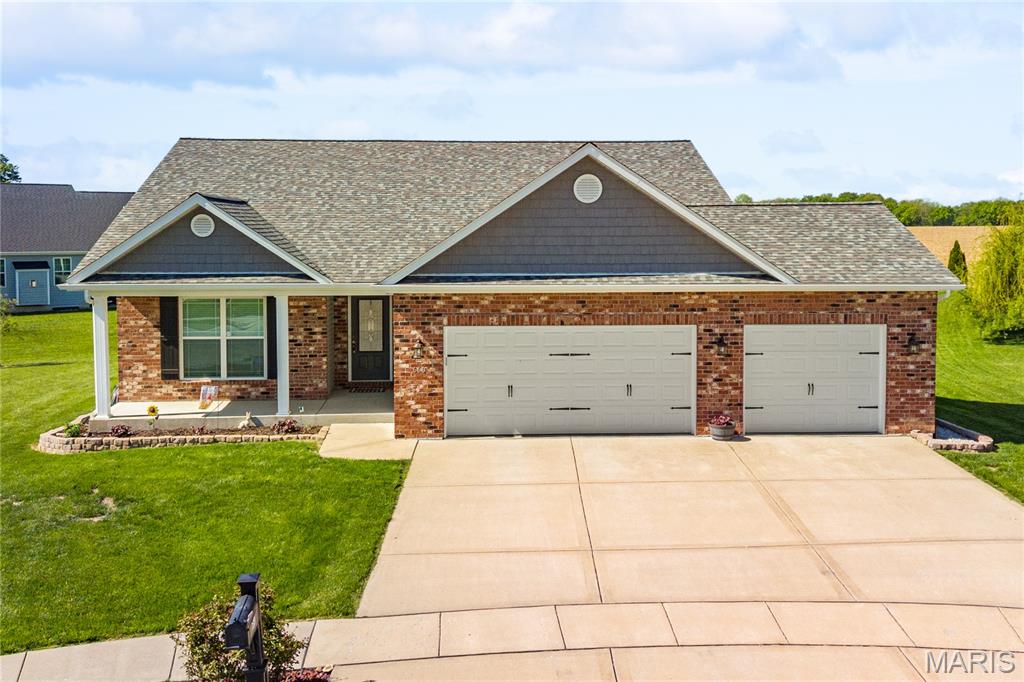 660 Willowbrook Way
