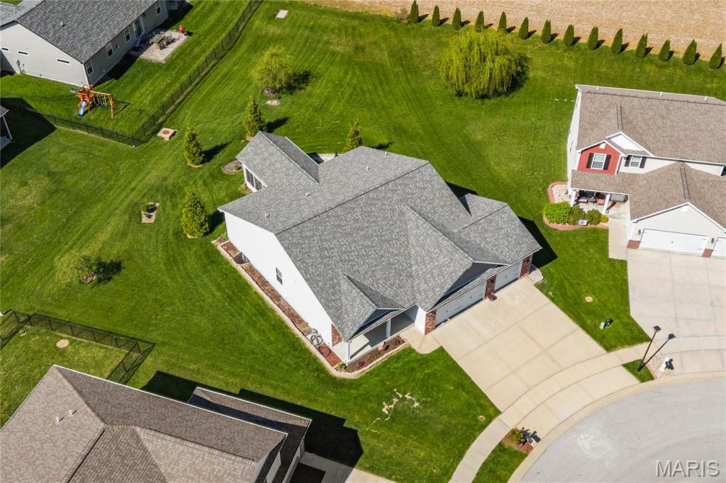 660 Willowbrook Way