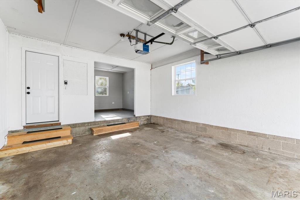 16 N 10th Street