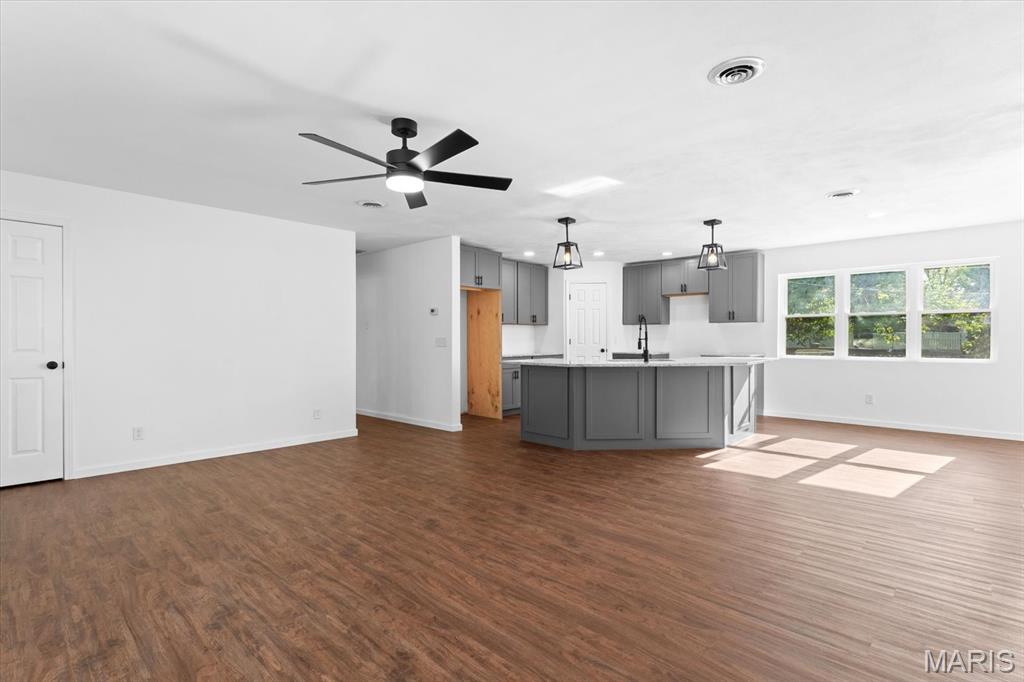 16 N 10th Street