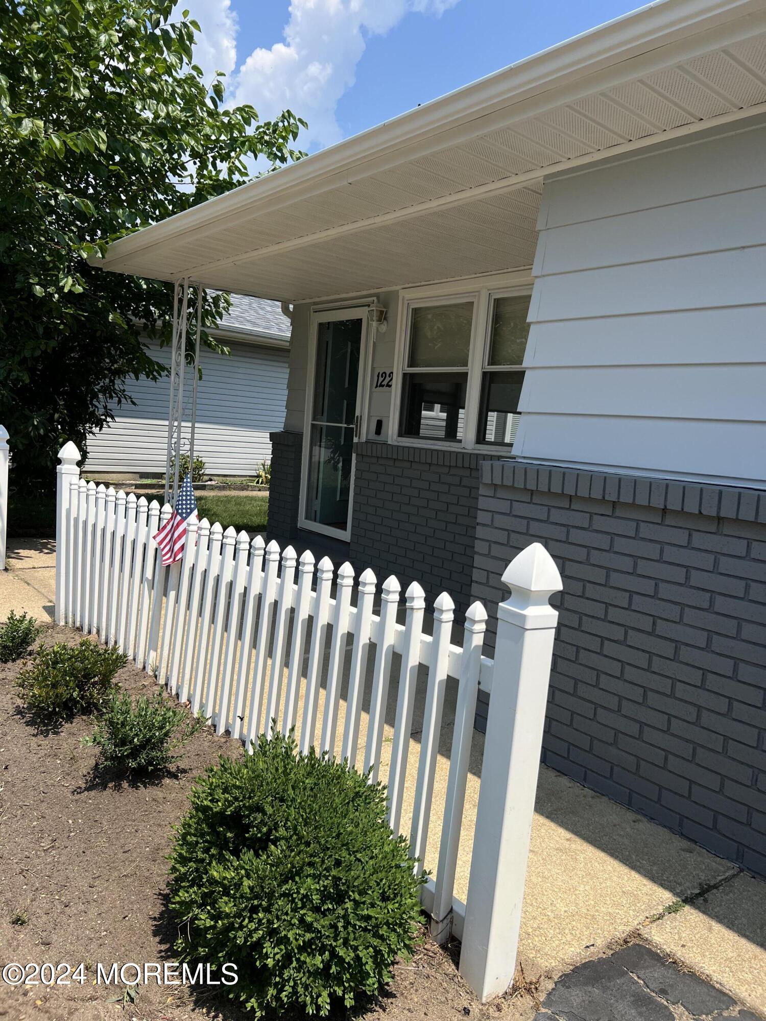 122 Charlotteville Drive