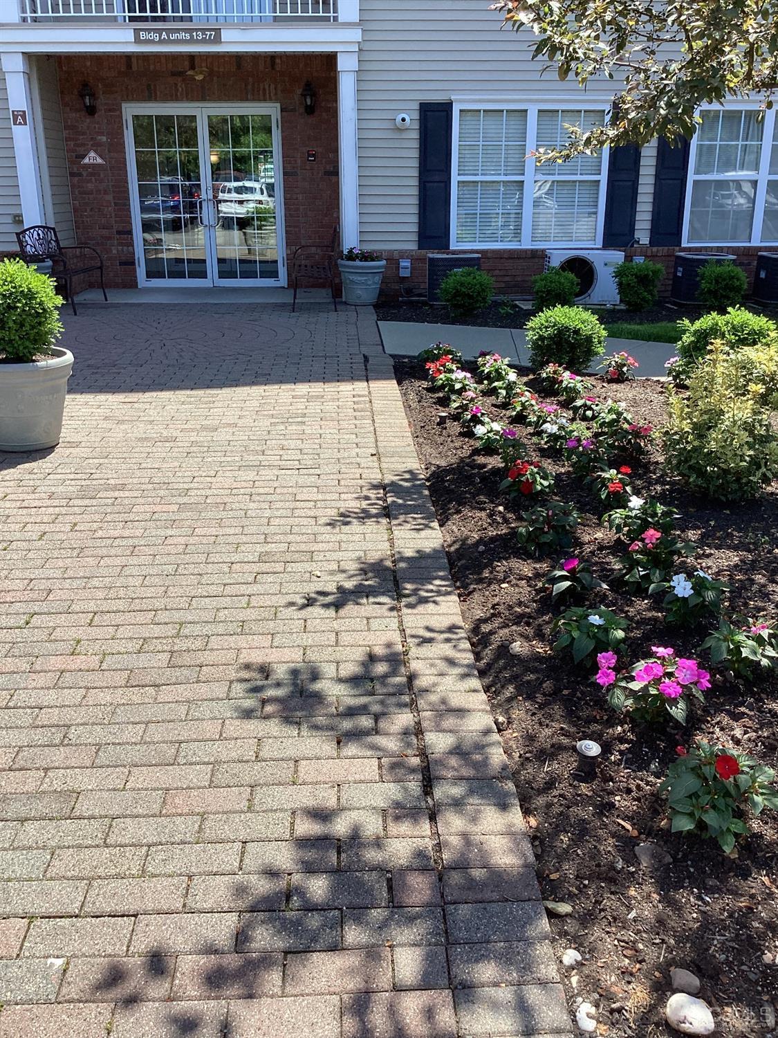 19-19 Liddle Avenue