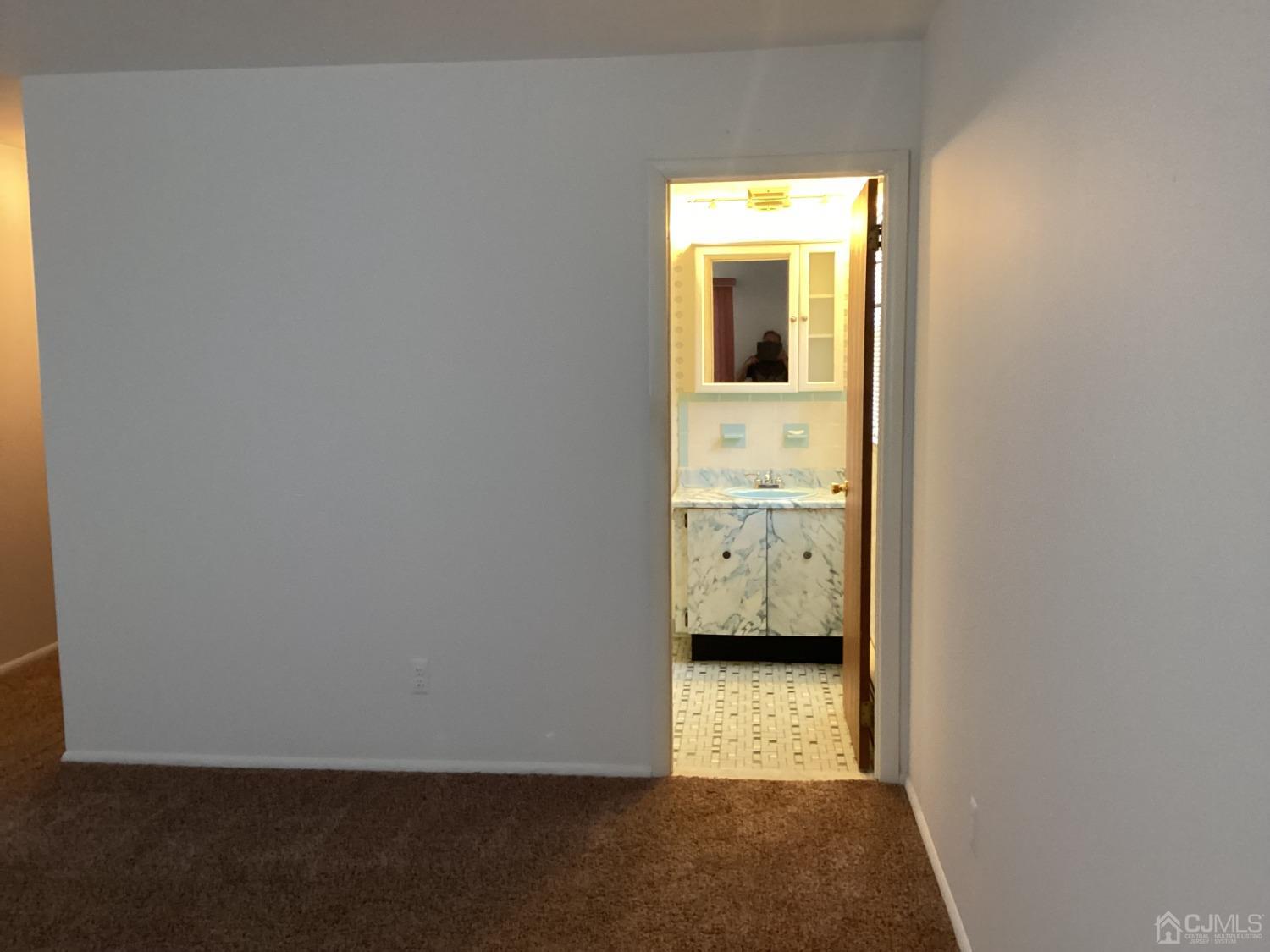 11-11 Piermont Road