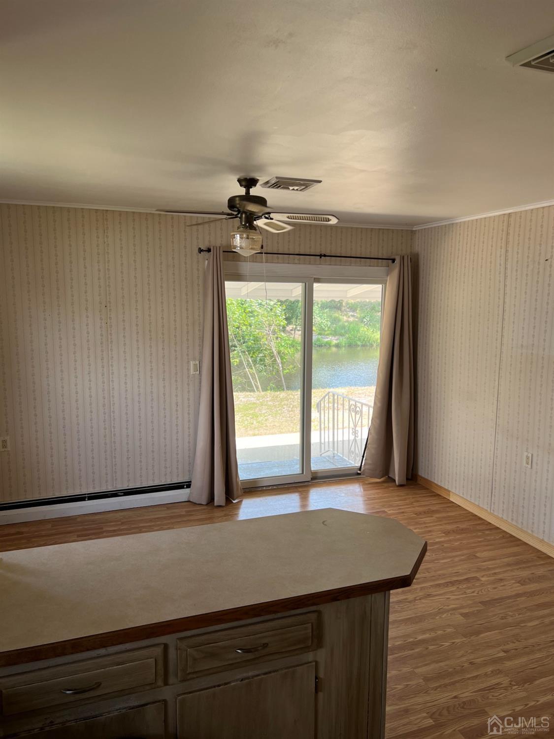 122 Charlotteville Drive S