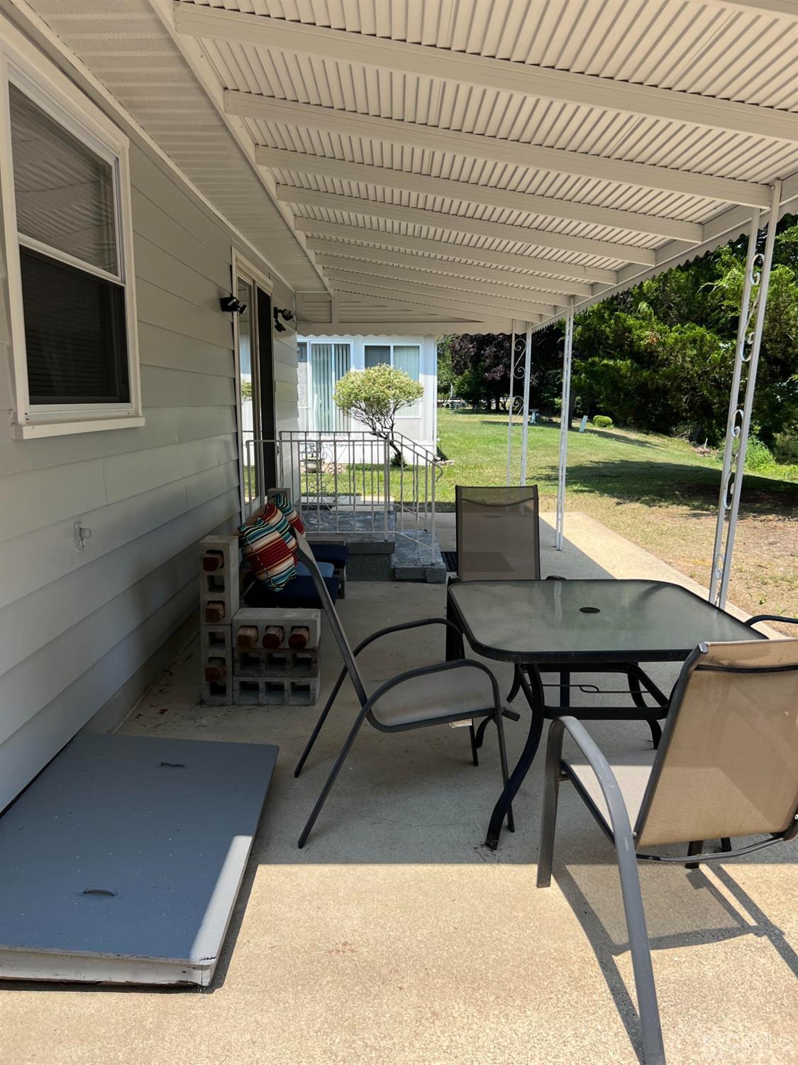 122 Charlotteville Drive S