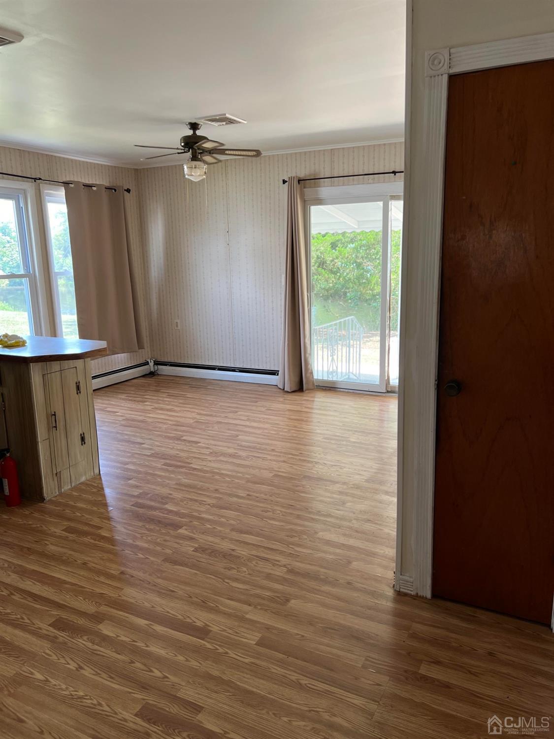 122 Charlotteville Drive S