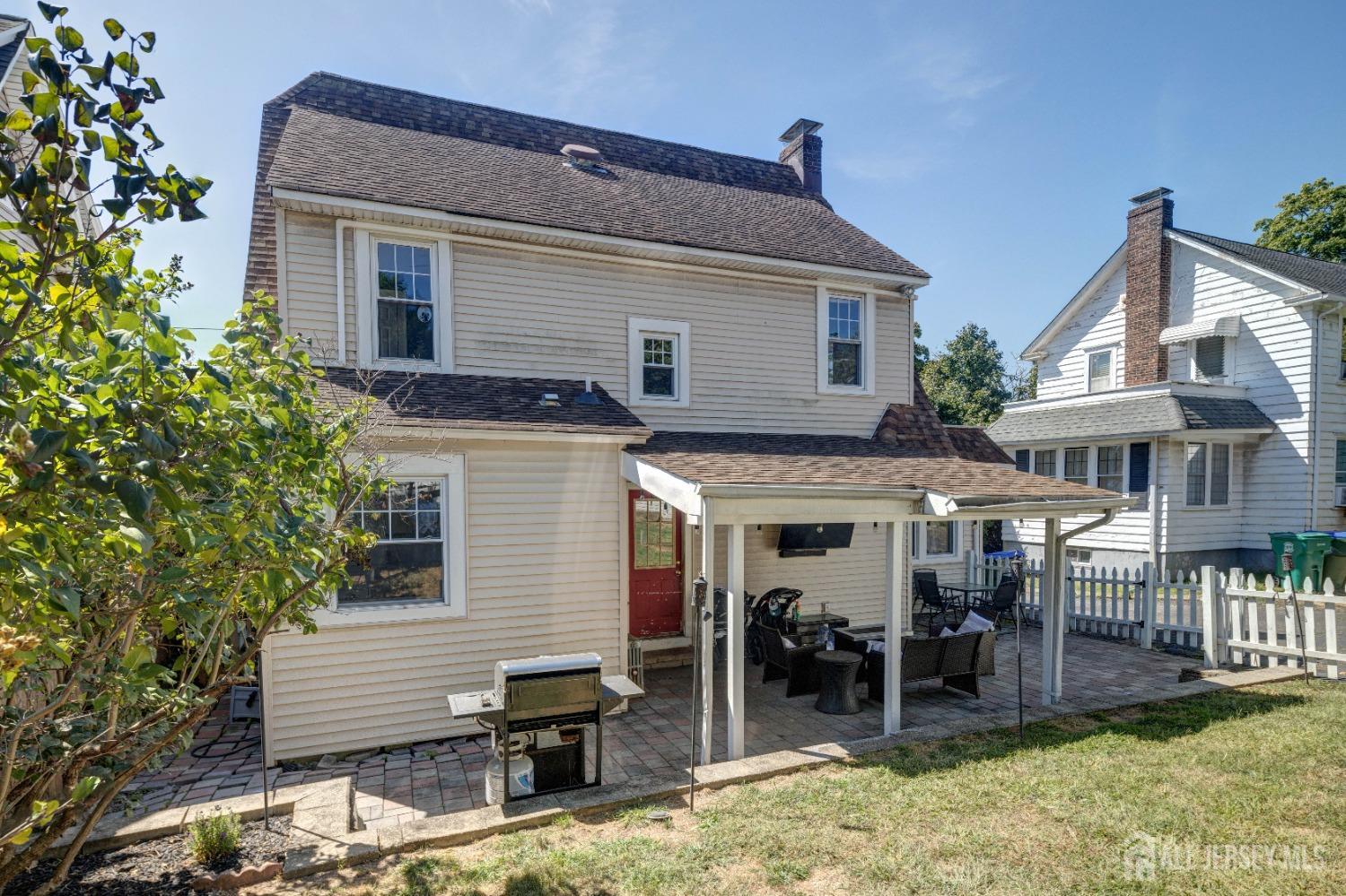 46 Glencourt Avenue