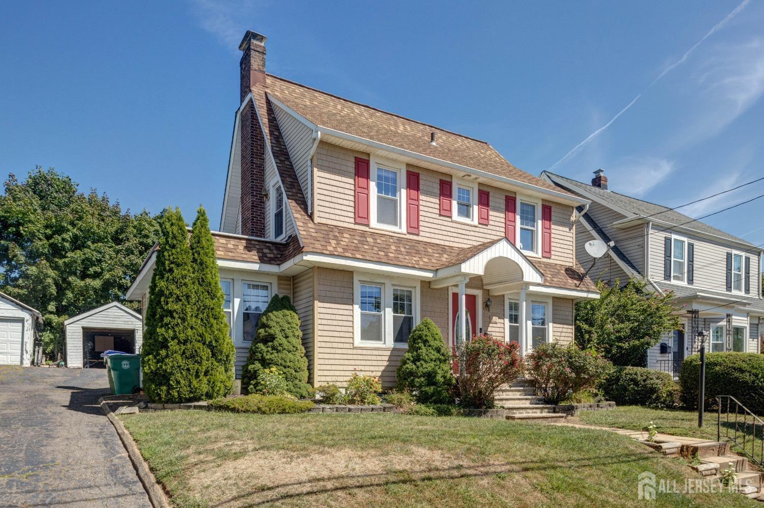 46 Glencourt Avenue