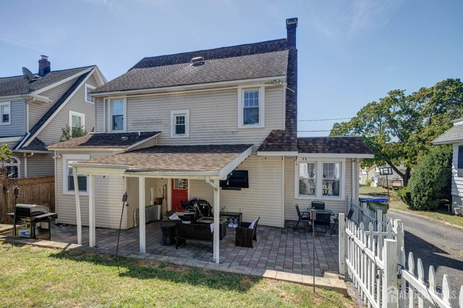 46 Glencourt Avenue