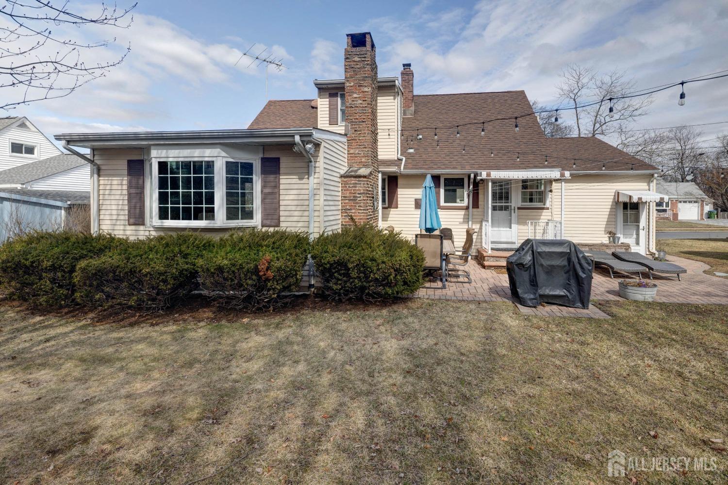 11 Yuro Drive