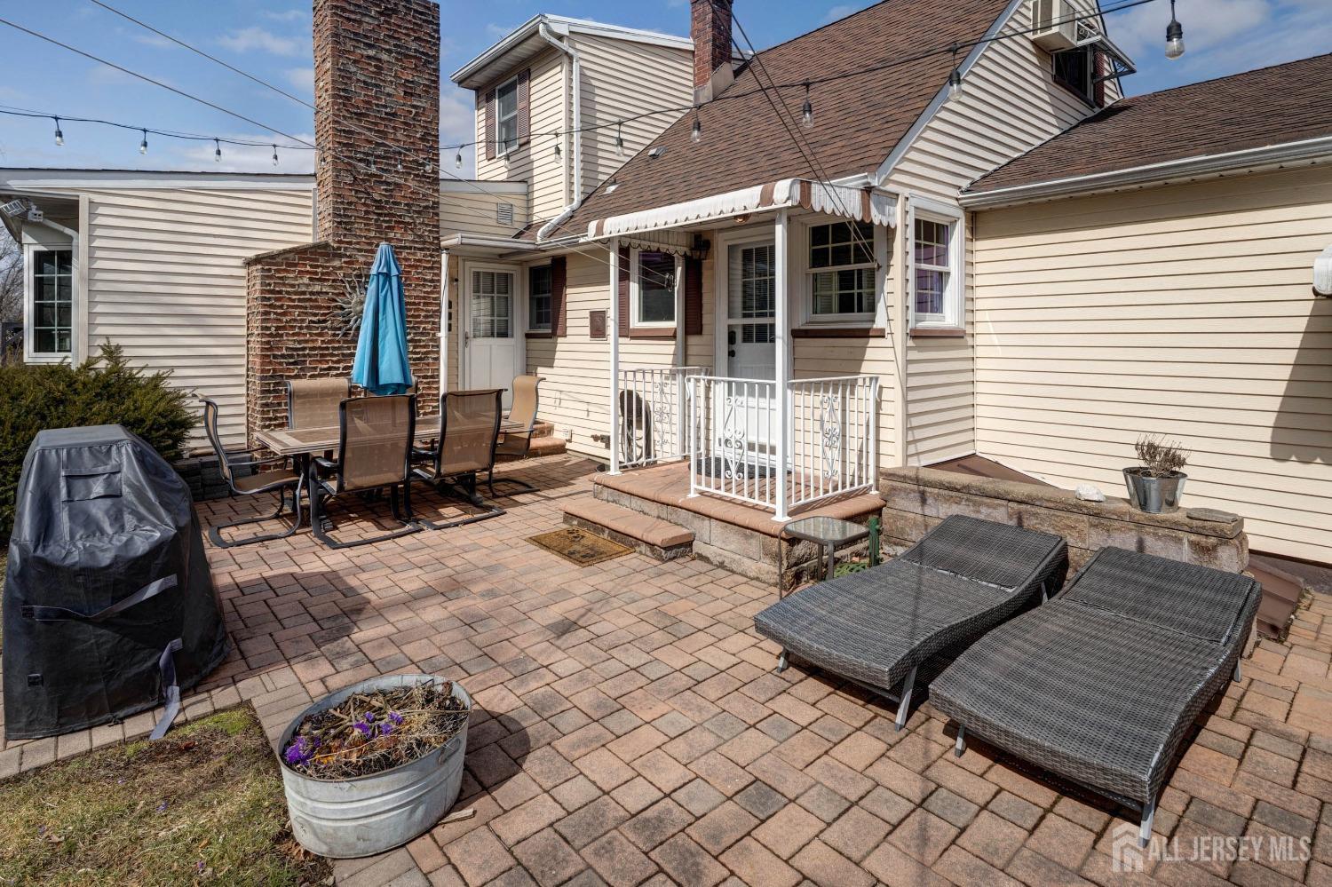 11 Yuro Drive