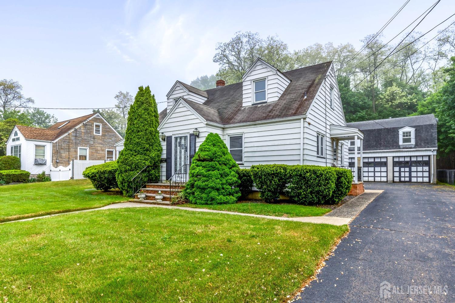 125 Deerfield Road