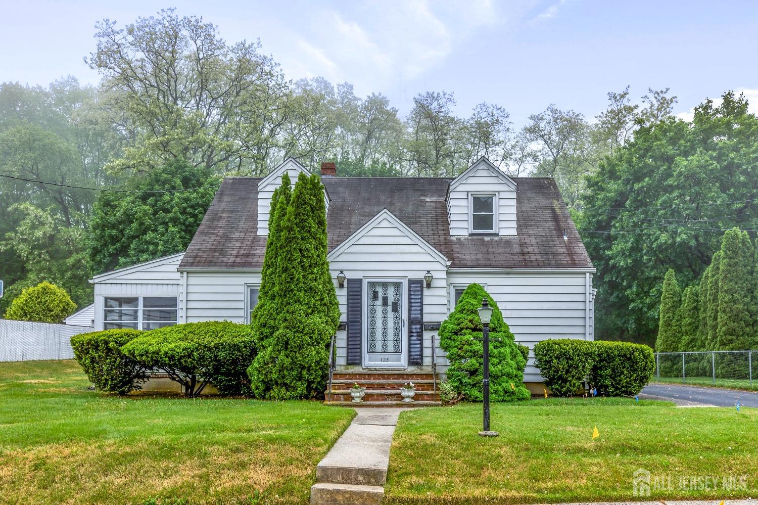 125 Deerfield Road