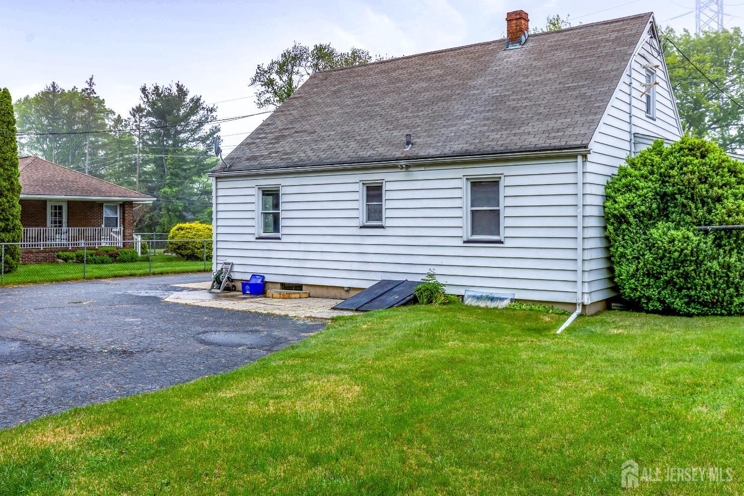 125 Deerfield Road