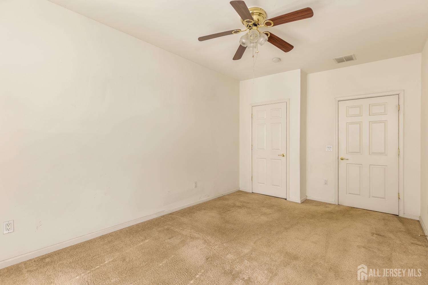 1304 Cedar Village Boulevard # 304