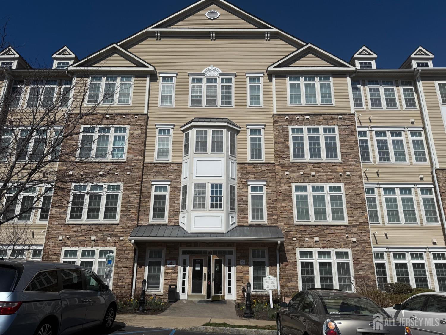 1304 Cedar Village Boulevard # 304