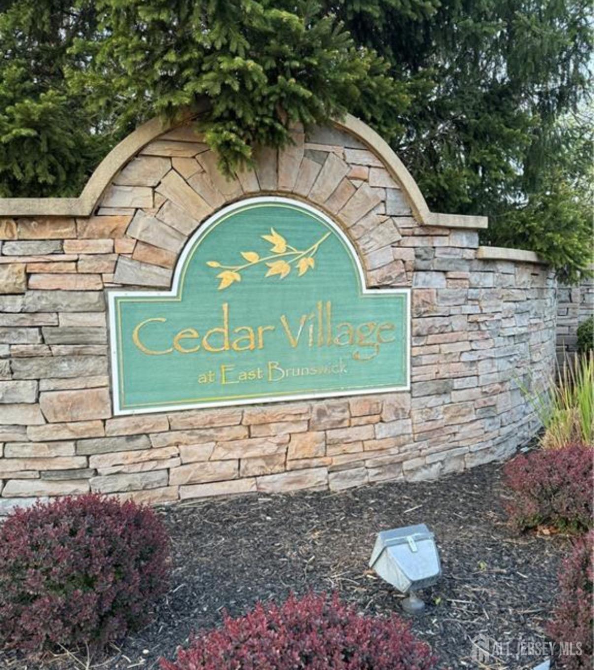 1304 Cedar Village Boulevard # 304