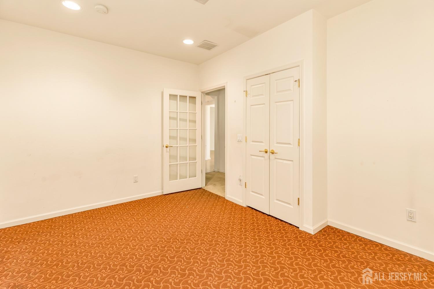 1304 Cedar Village Boulevard # 304