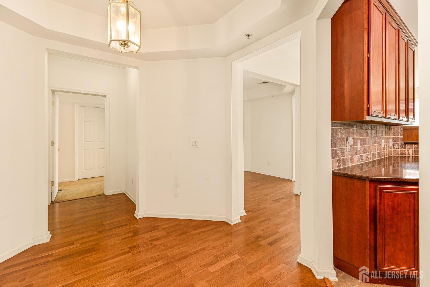 1304 Cedar Village Boulevard # 304
