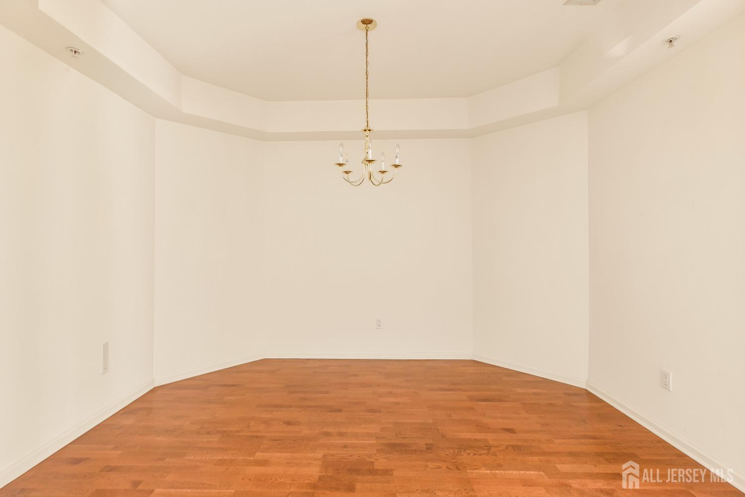 1304 Cedar Village Boulevard # 304