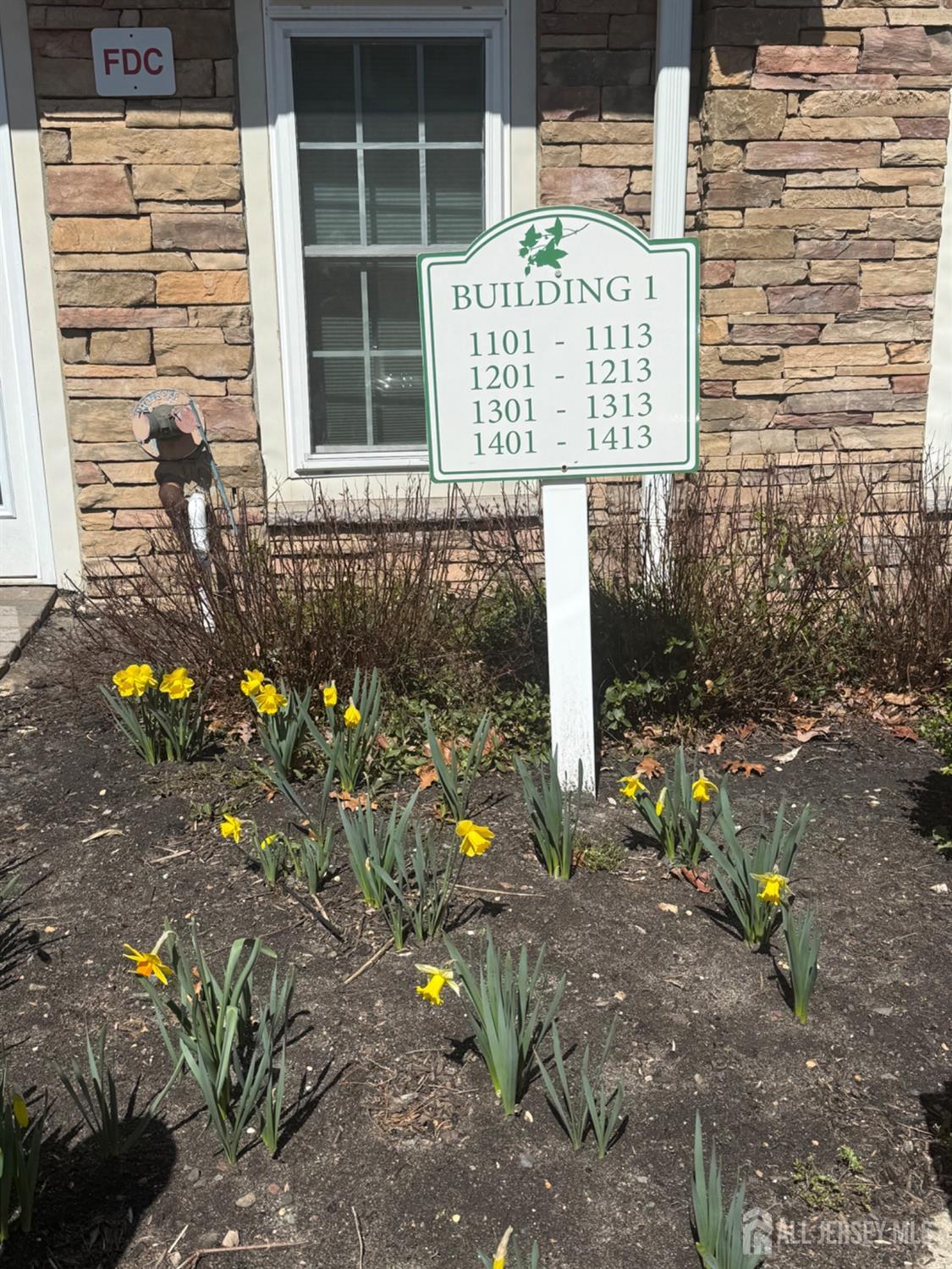 1304 Cedar Village Boulevard # 304