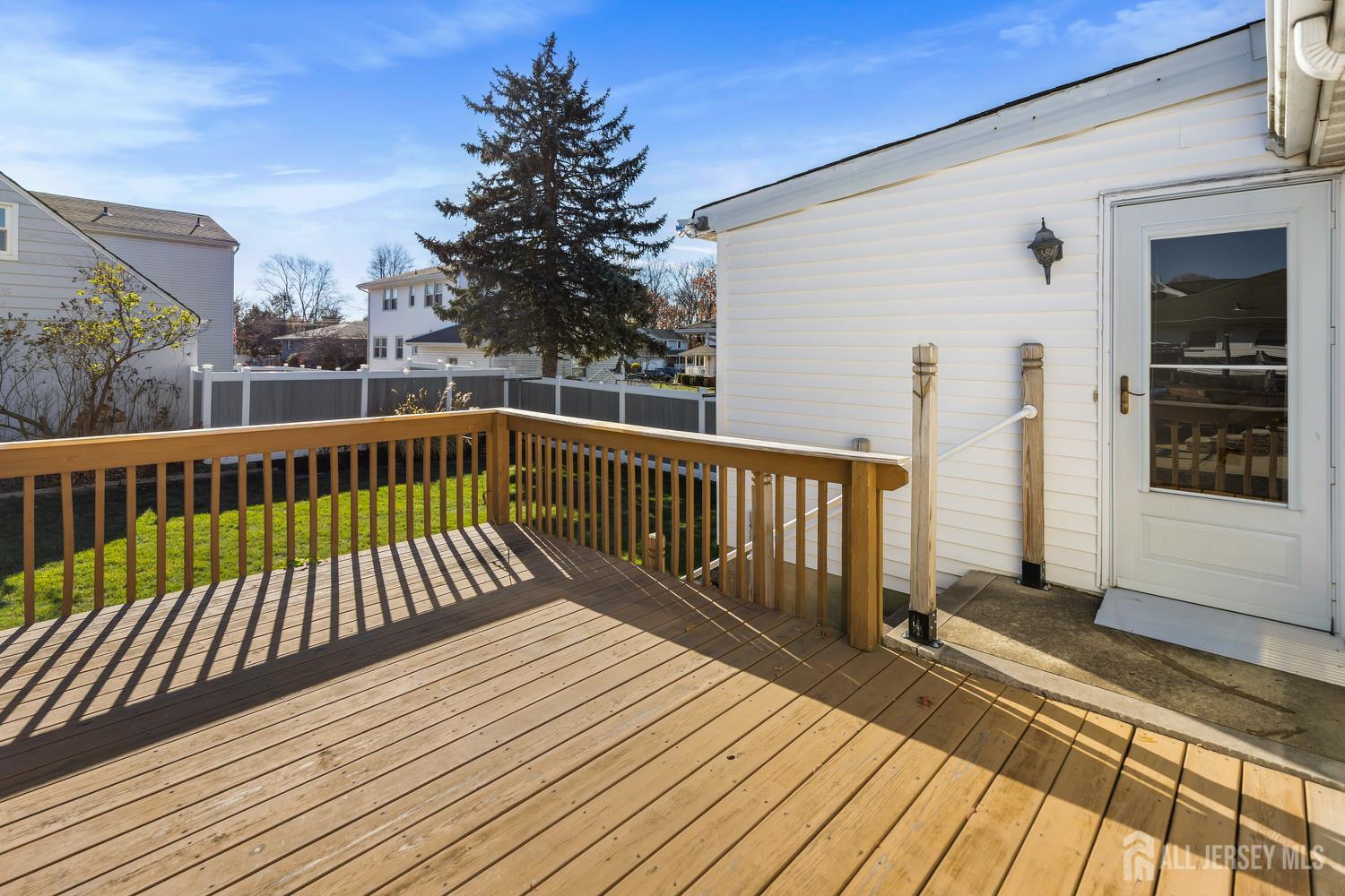 122 Nickel Avenue