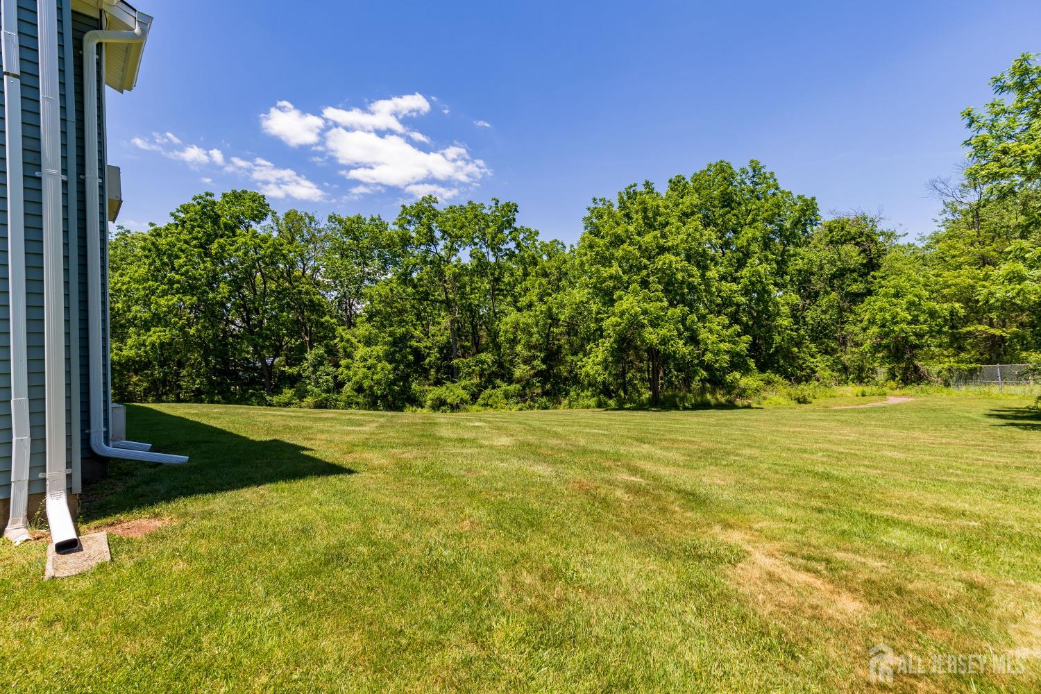 18 Steeplechase Court