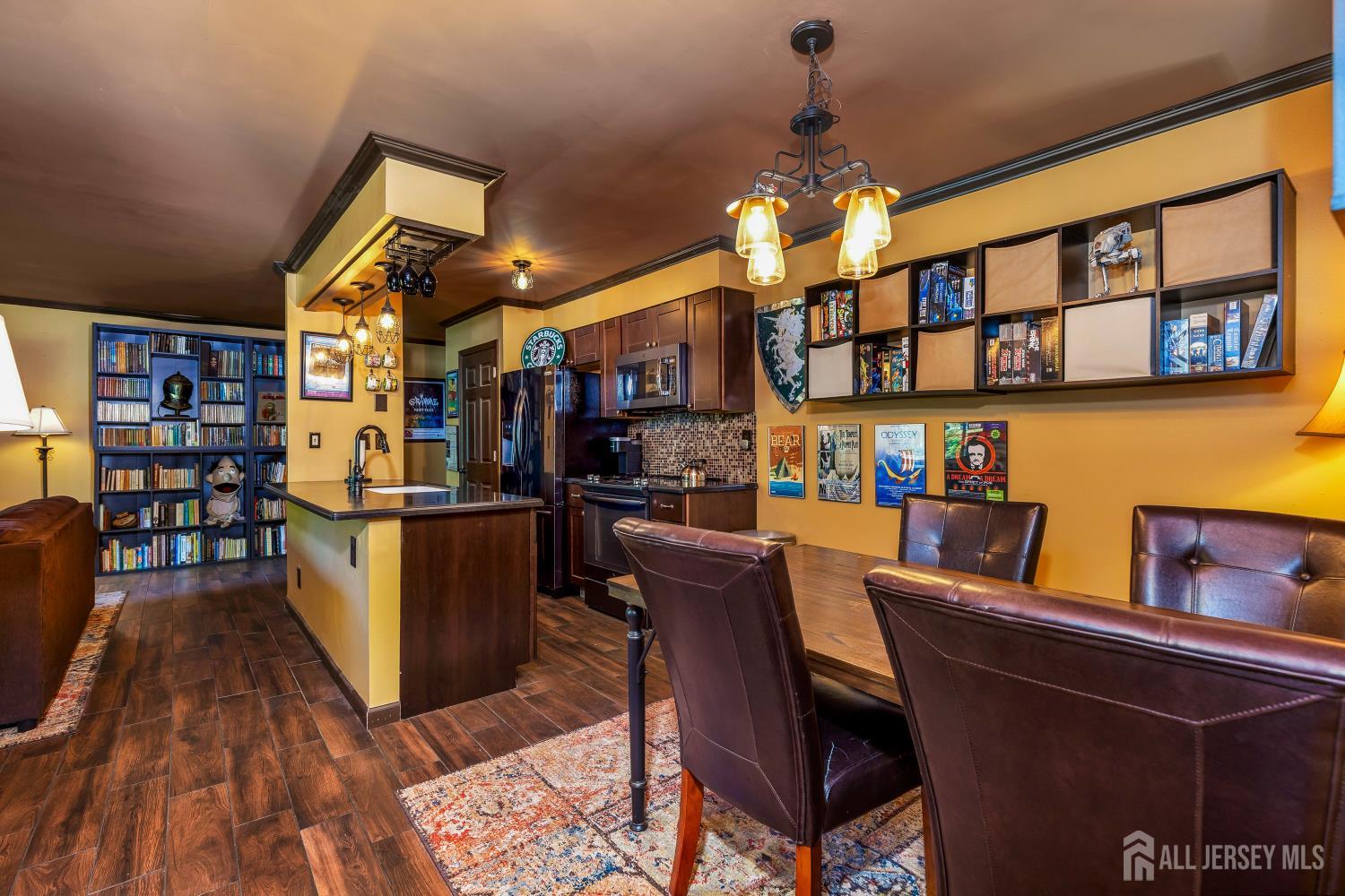 18 Steeplechase Court