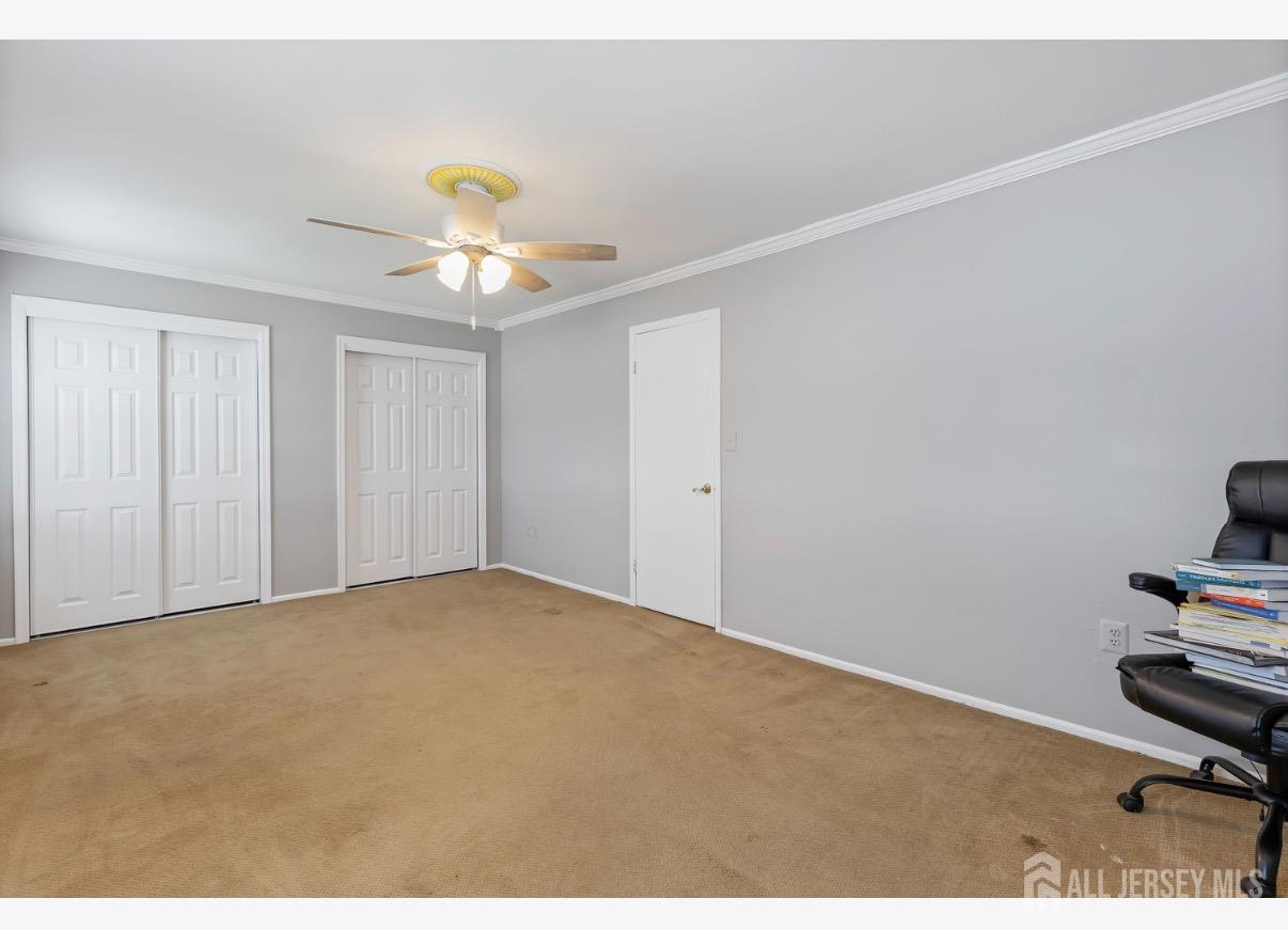 3 Tiger Lilly Court