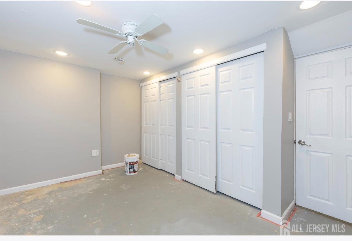 3 Tiger Lilly Court