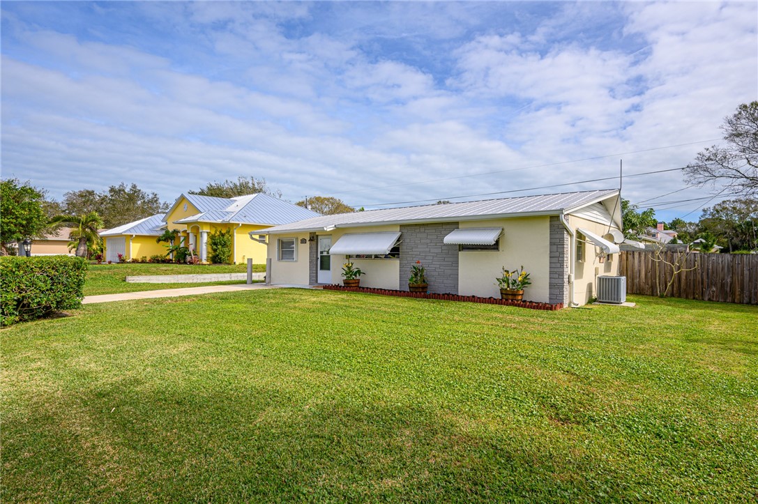 425 Easy Street