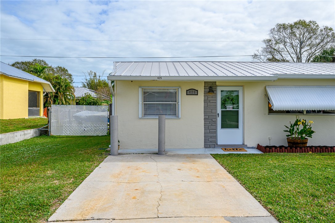 425 Easy Street