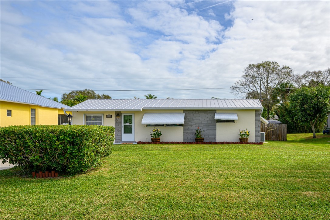 425 Easy Street