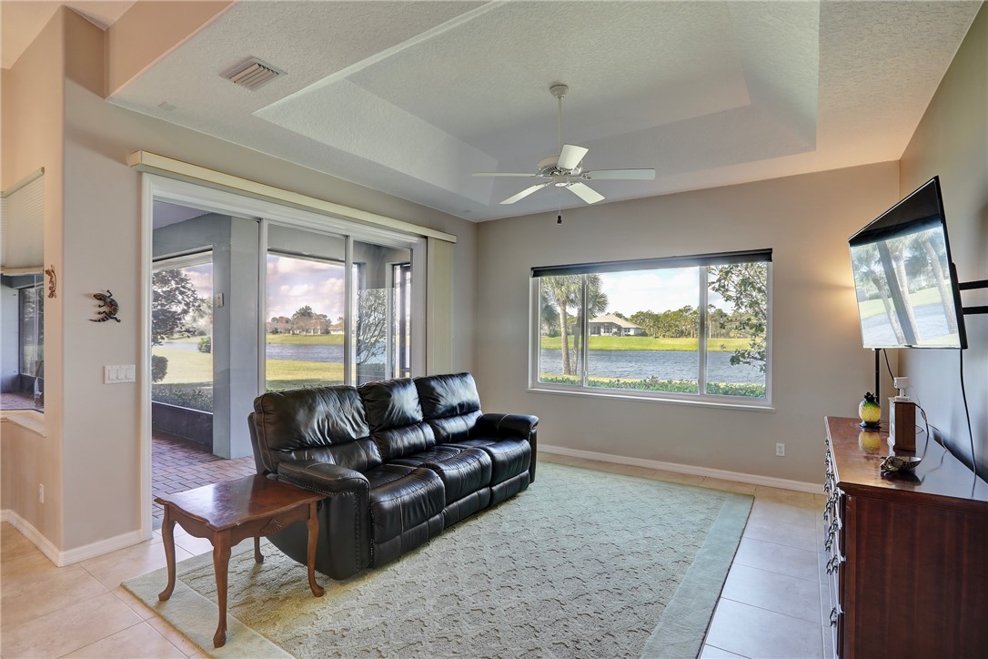 1568 Eagles Circle