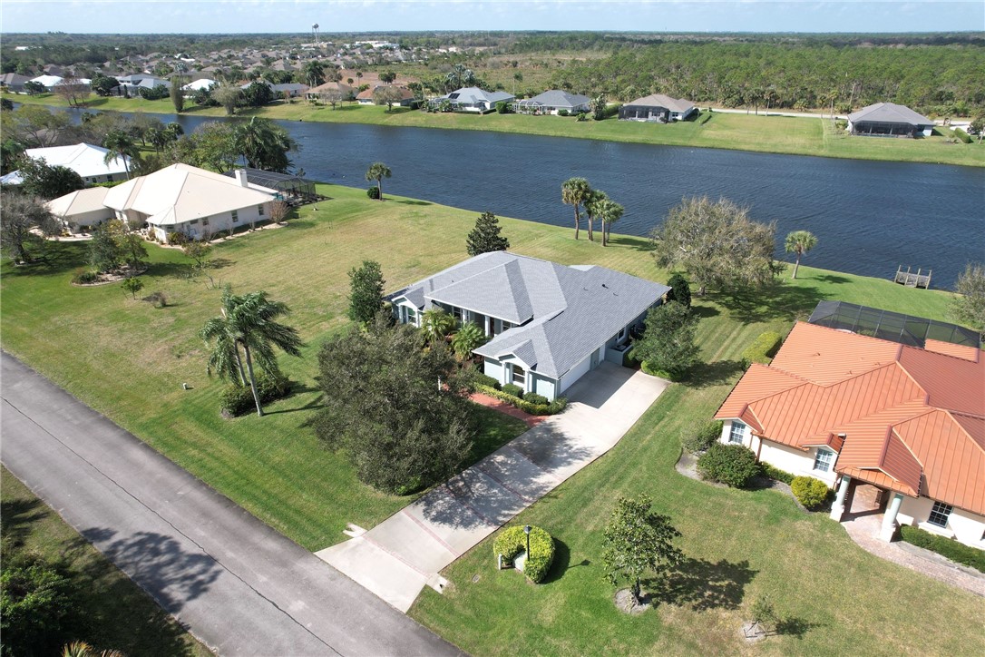 1568 Eagles Circle