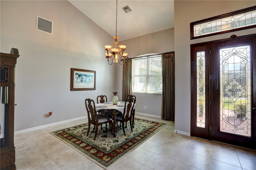 1568 Eagles Circle