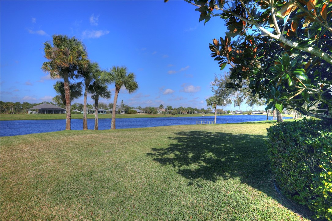 1568 Eagles Circle