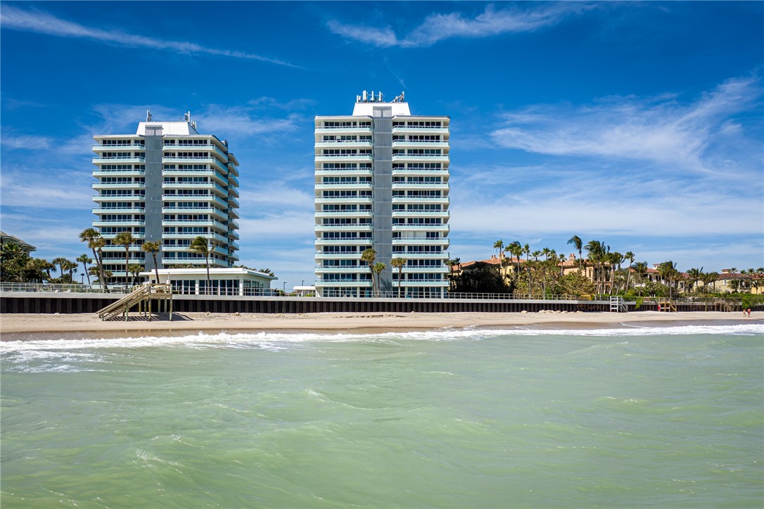 3554 Ocean Drive PH4N