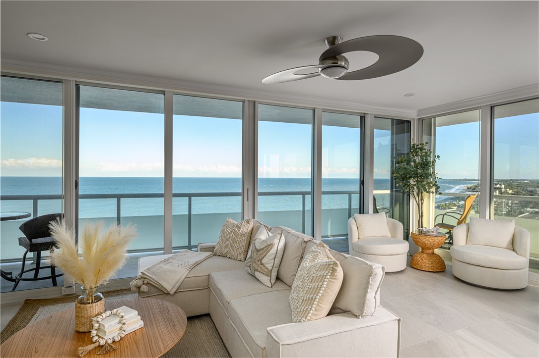 3554 Ocean Drive PH4N
