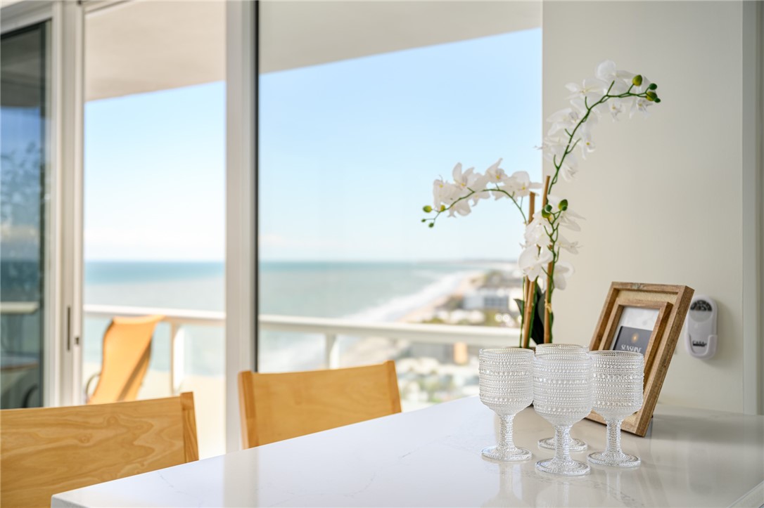 3554 Ocean Drive PH4N