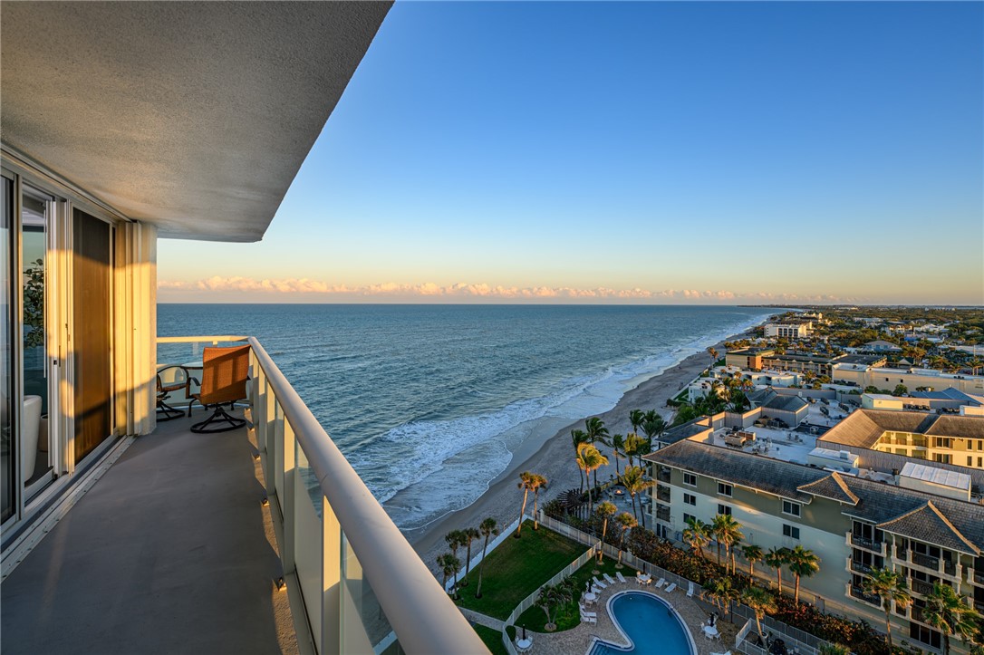 3554 Ocean Drive PH4N