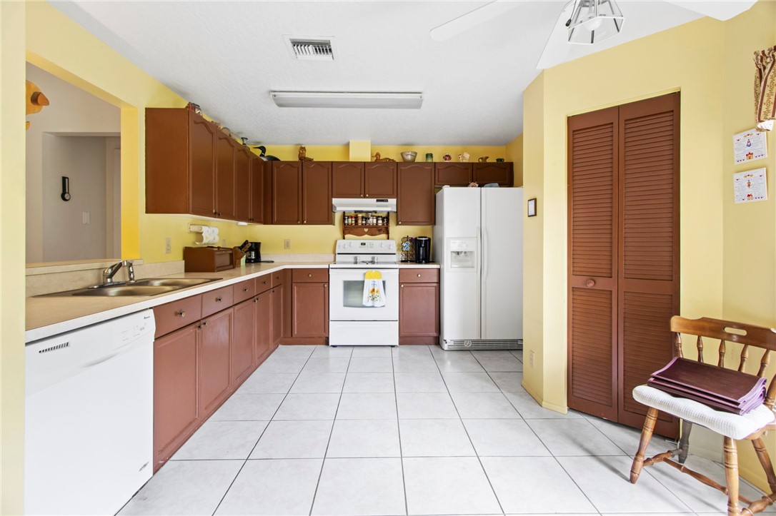 625 Atlantus Terrace