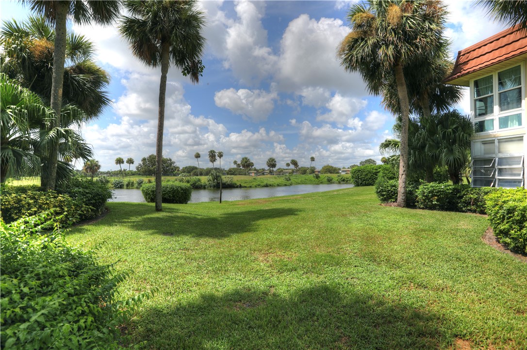 33 Vista Gardens Trail 205