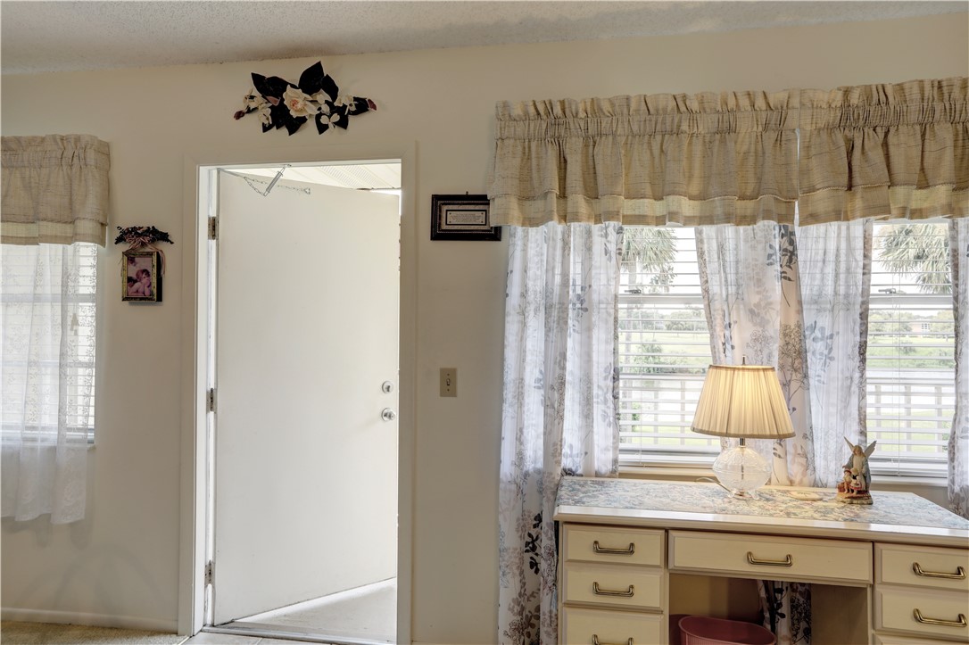 33 Vista Gardens Trail 205