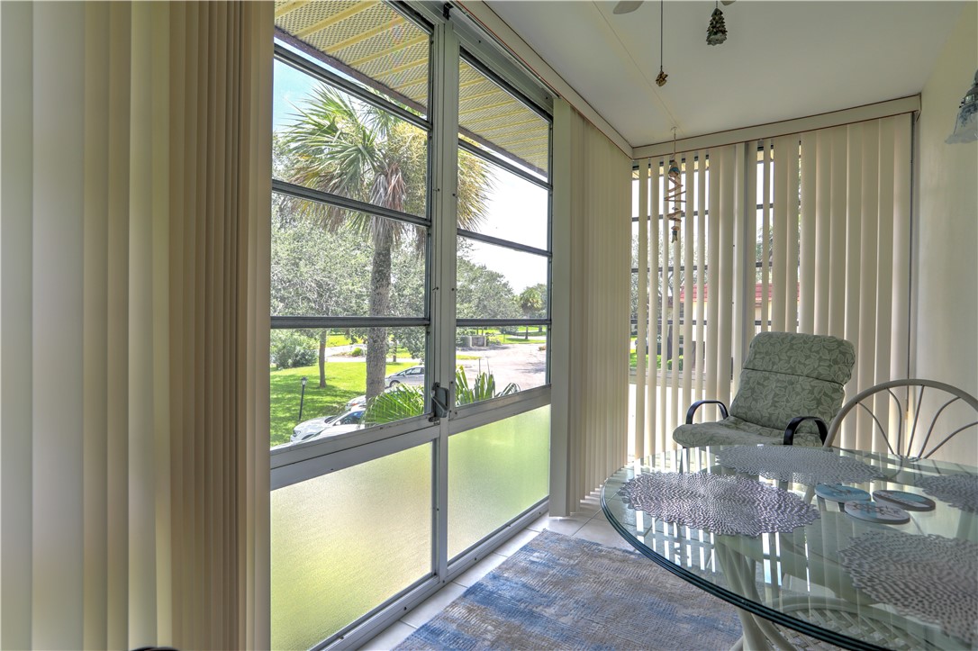 33 Vista Gardens Trail 205
